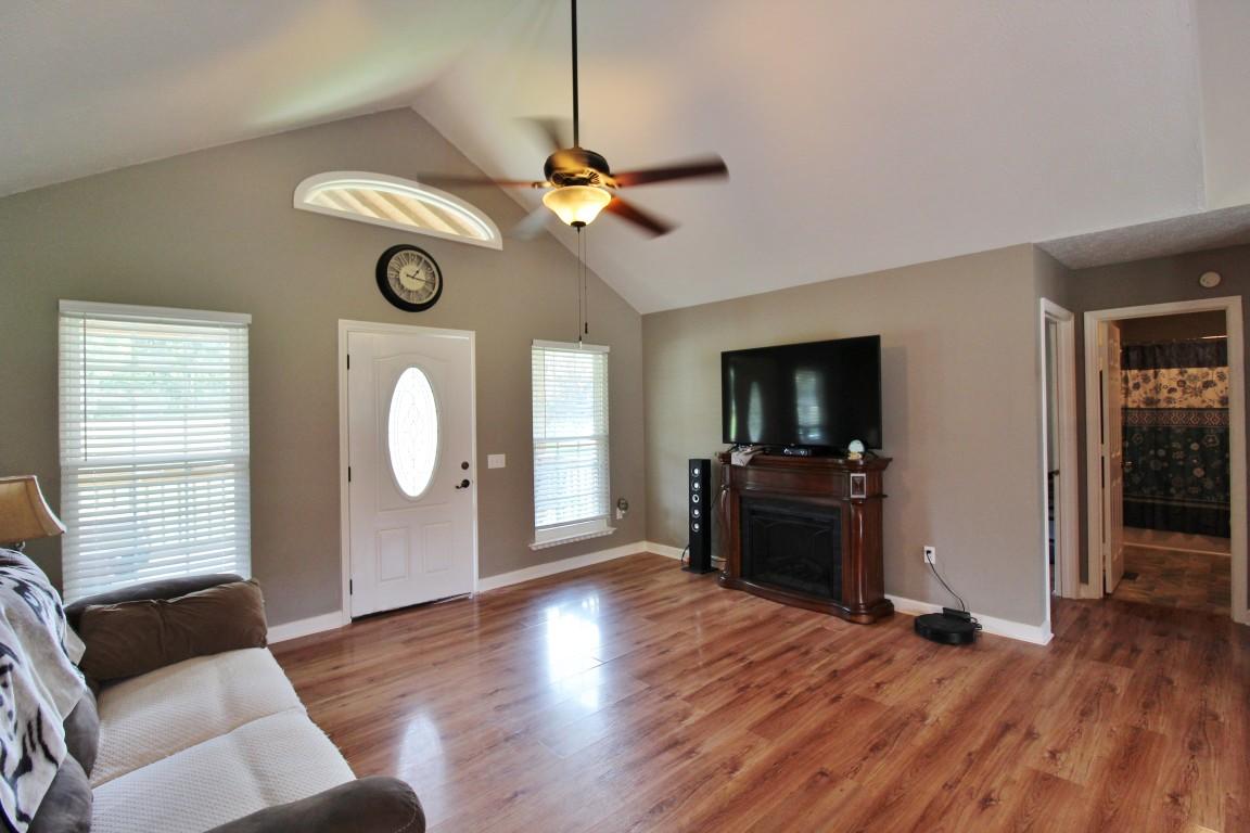 2598 Old Stage Road Spring City, TN 37381 - Photo 4 of 39 5