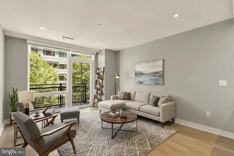 $549,900 | 37 L Street Southeast, Unit 301, Washington, DC 20003