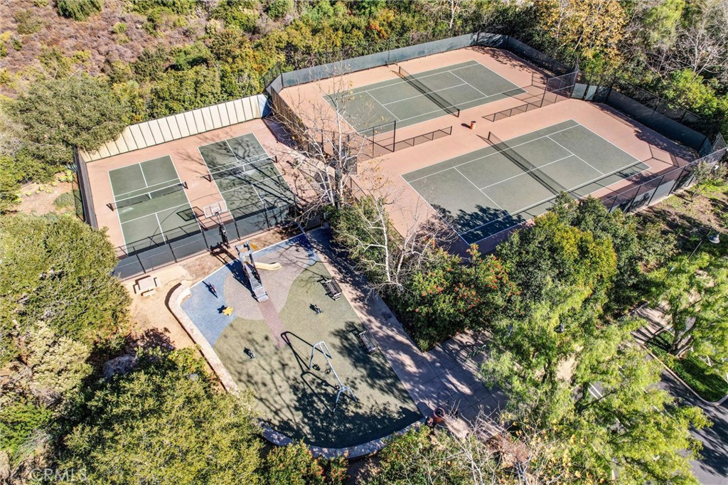 41 Needle Grass Irvine, CA 92603 - Photo 58 of 64 Shady Canyon Association - Tennis & Pickleball Courts