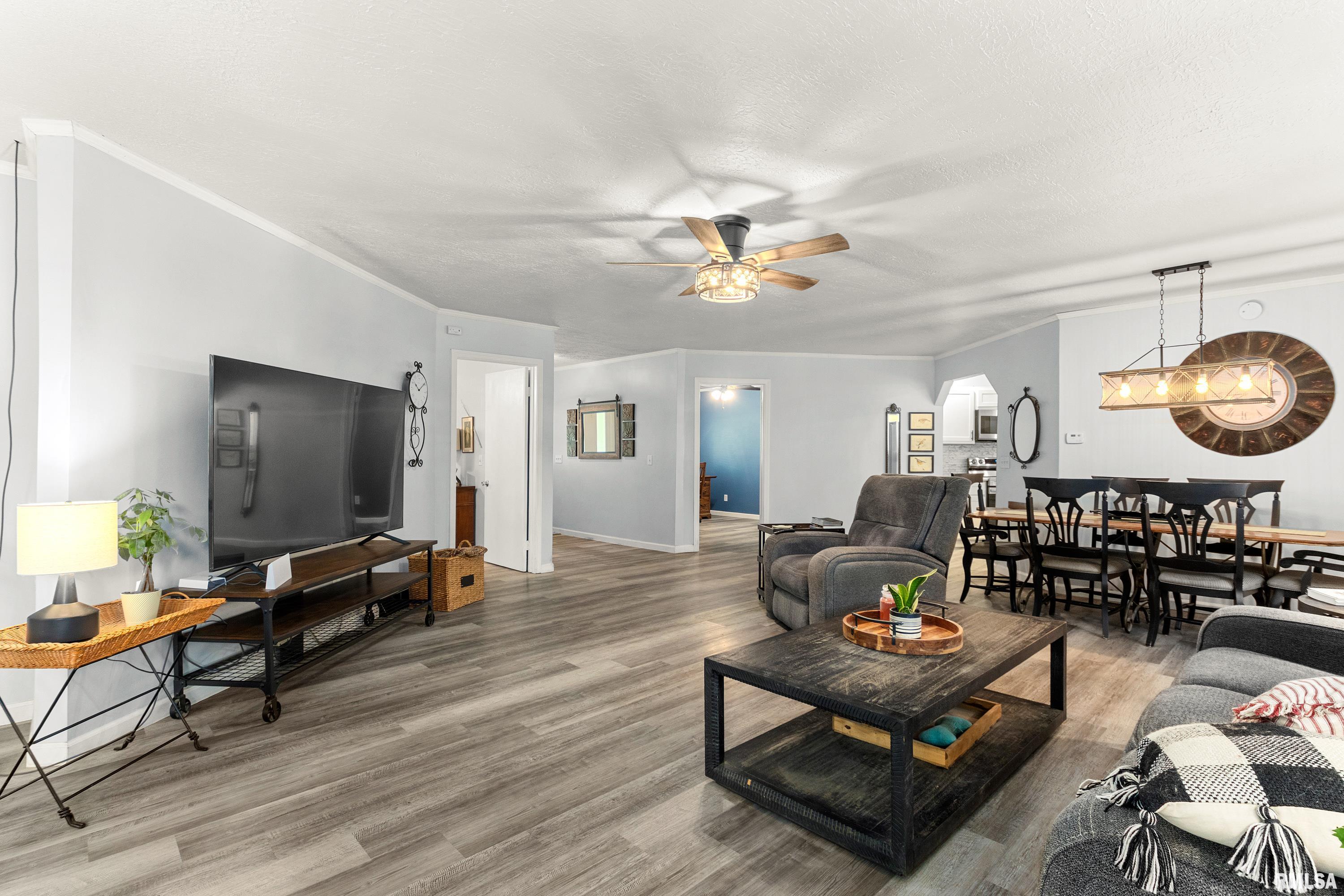 7010 Vista Corte Delavan, IL 61734 - Photo 17 of 54