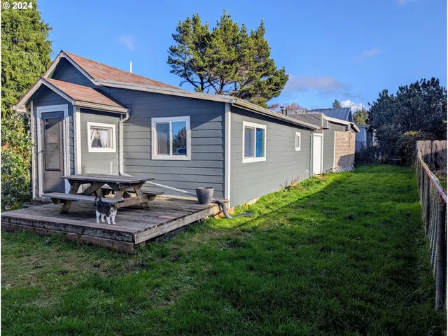 $239,000 | 293 North Empire Boulevard, Coos Bay, OR 97420