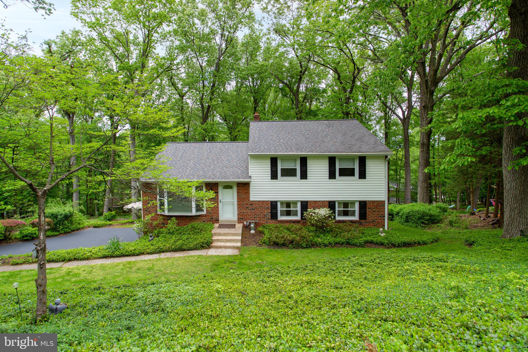 661 Forest Road Wayne, PA 19087 - Photo 1 of 42