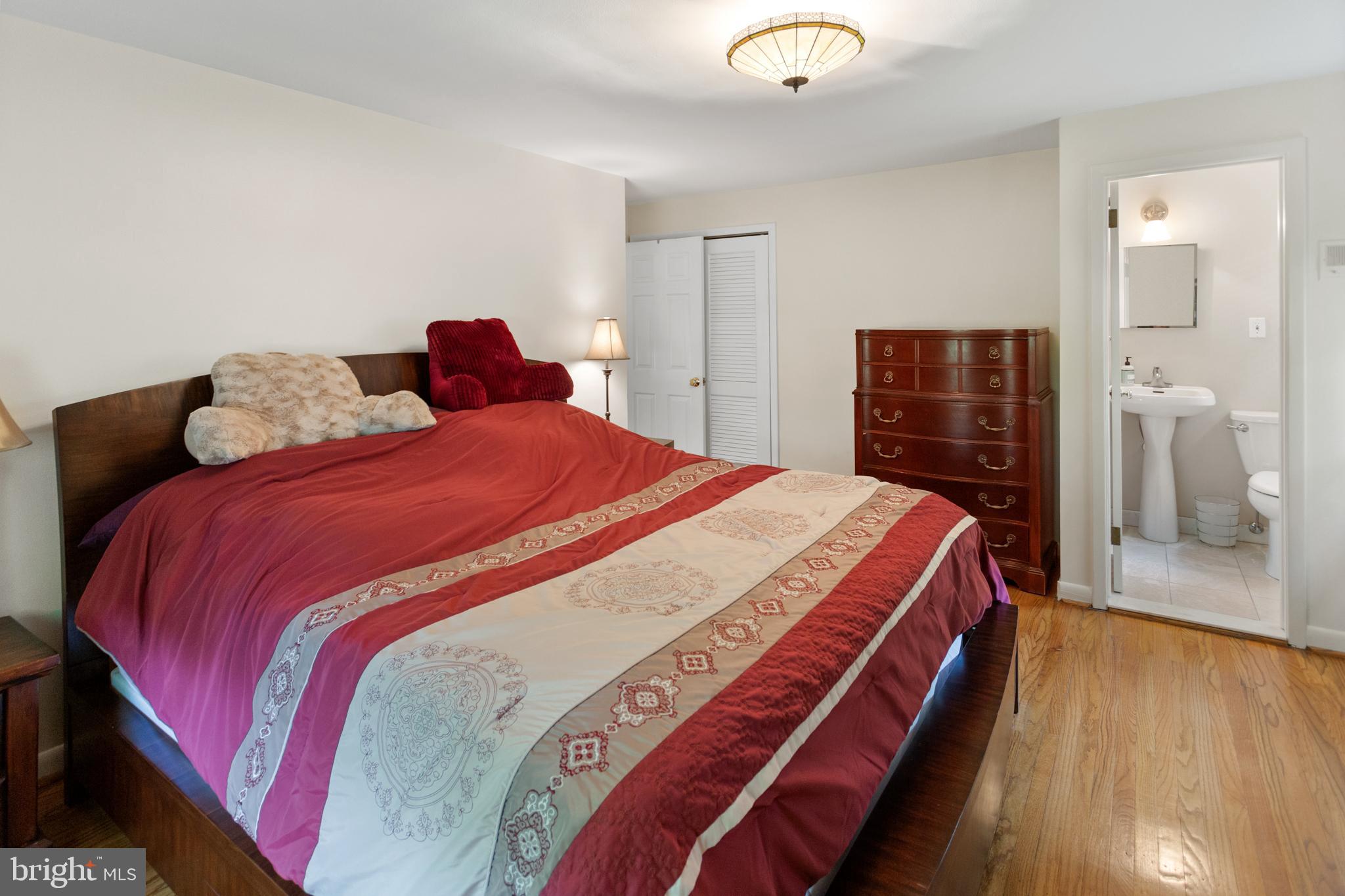 661 Forest Road Wayne, PA 19087 - Photo 23 of 42