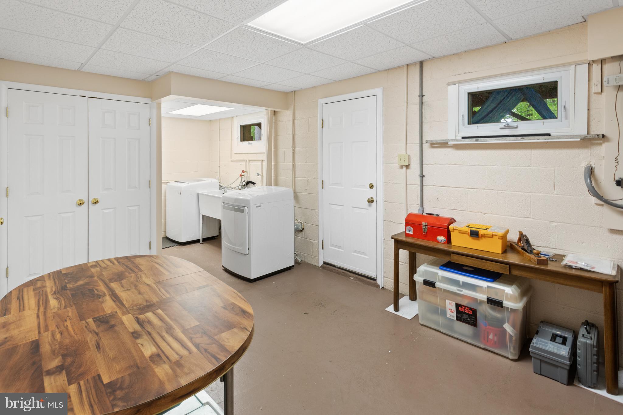 661 Forest Road Wayne, PA 19087 - Photo 38 of 42