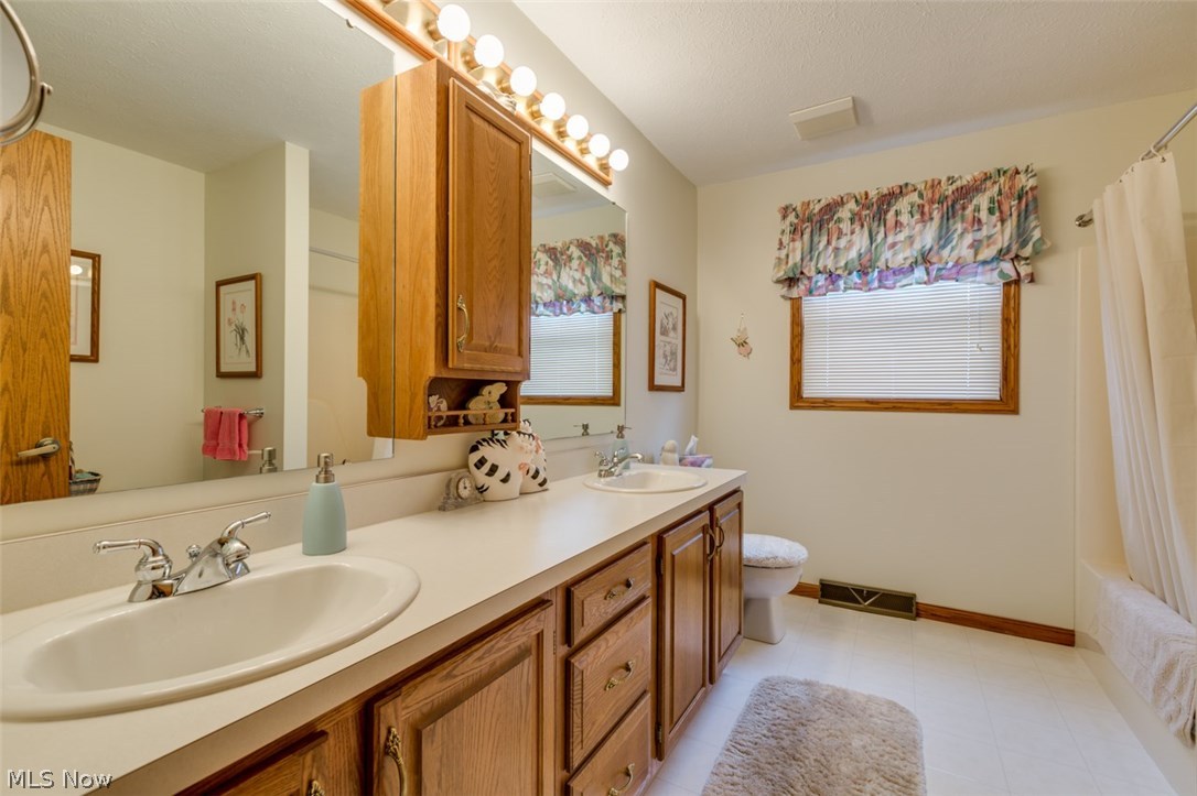 12175 Girdled Road Painesville, OH 44077 - Photo 18 of 23 Gallery Image 18