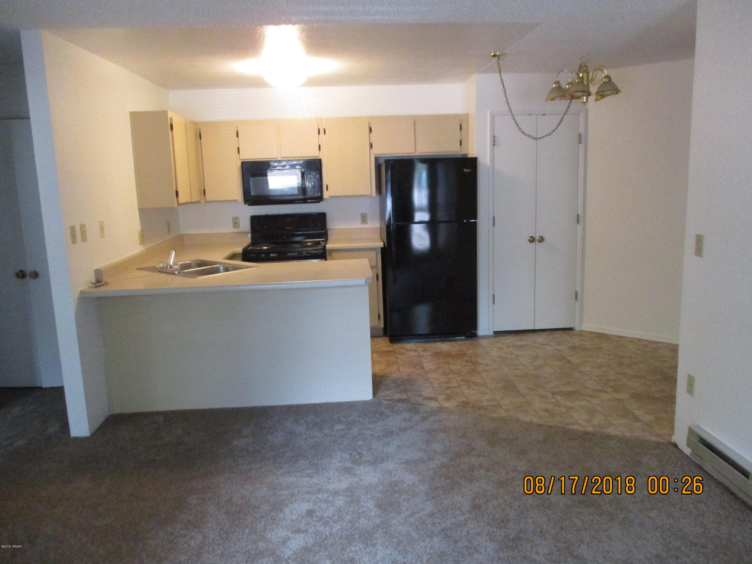 104 South White Mountain Road, Unit 104 Show Low, AZ 85901 - Photo 3 of 9