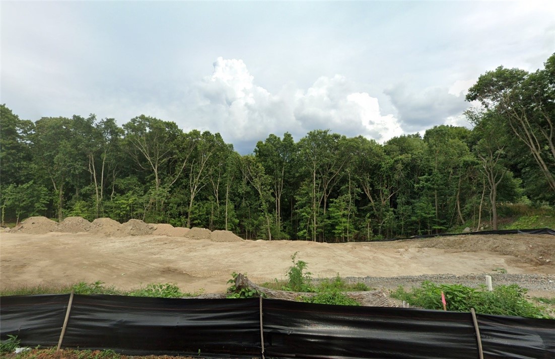 27 Prospect Street Cumberland, RI 02864 - Photo 6 of 6