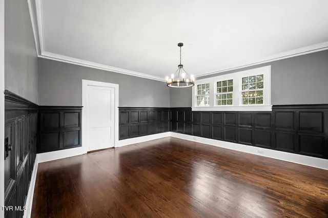 $479,985 | 217 North Street, Marion, VA 24354