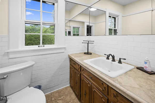 $479,985 | 217 North Street, Marion, VA 24354