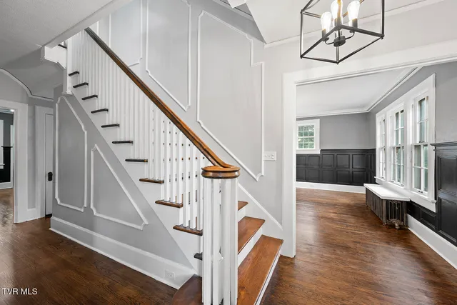 $479,985 | 217 North Street, Marion, VA 24354