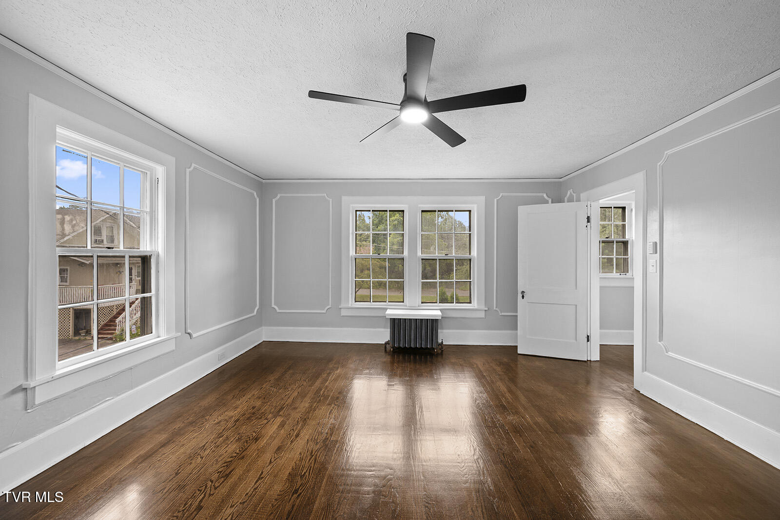 217 North Street Marion, VA 24354 - Photo 24 of 50 DSC_0243_1600