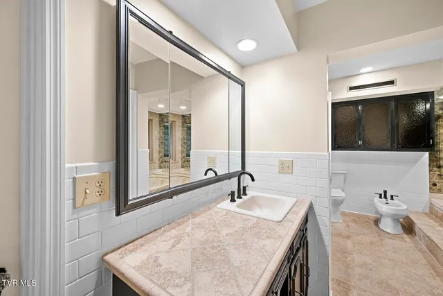 $479,985 | 217 North Street, Marion, VA 24354