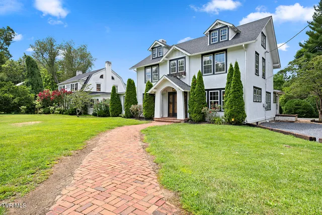 $479,985 | 217 North Street, Marion, VA 24354