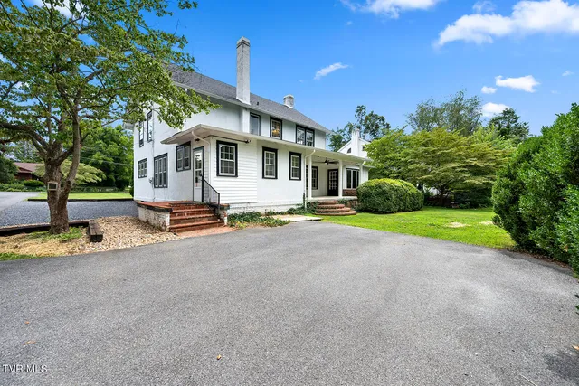 $479,985 | 217 North Street, Marion, VA 24354