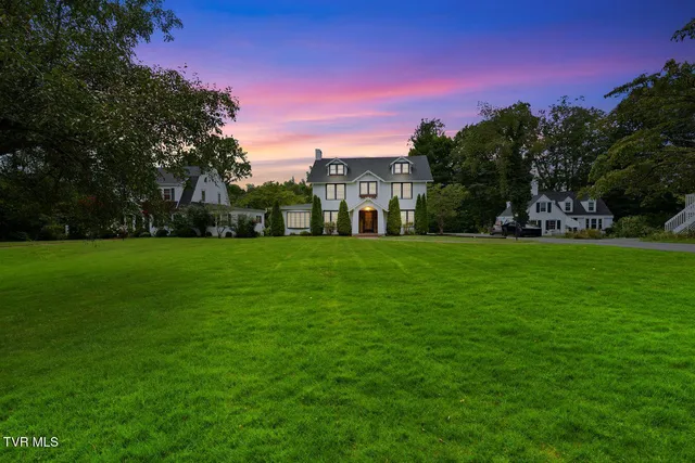 $479,985 | 217 North Street, Marion, VA 24354