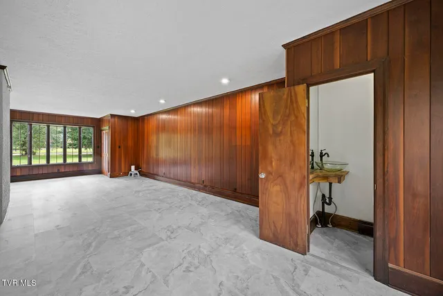 $479,985 | 217 North Street, Marion, VA 24354