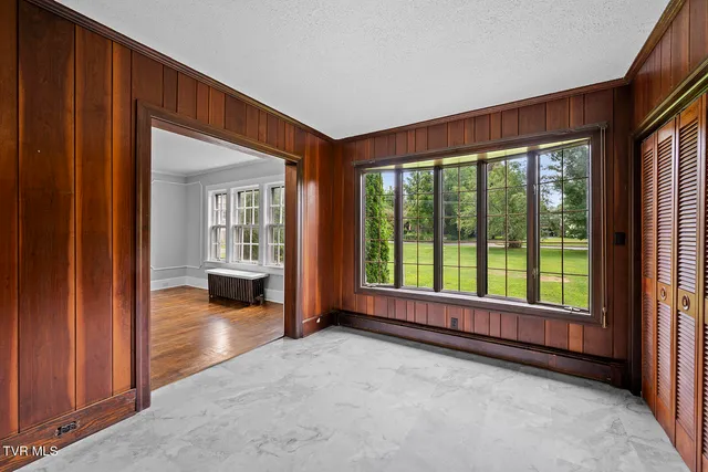 $479,985 | 217 North Street, Marion, VA 24354