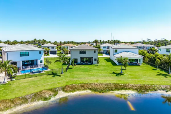 $17,000 | 9370 Sunflower Mdw Road, Boca Raton, FL 33434