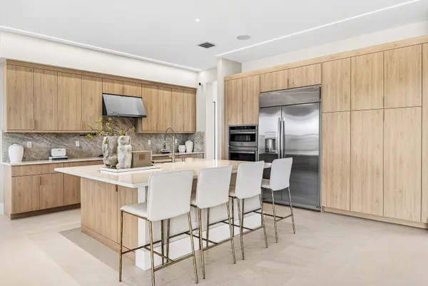 $17,000 | 9370 Sunflower Mdw Road, Boca Raton, FL 33434