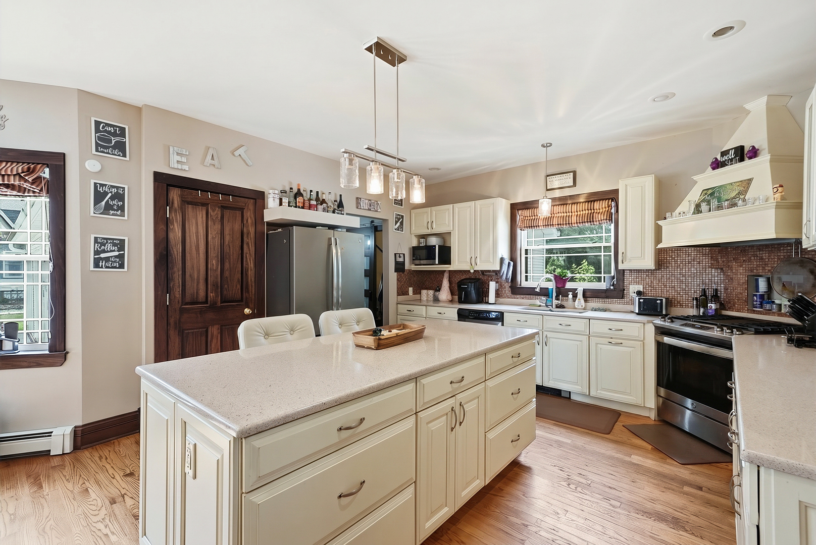 809 East Center Street Ottawa, IL 61350 - Photo 8 of 37