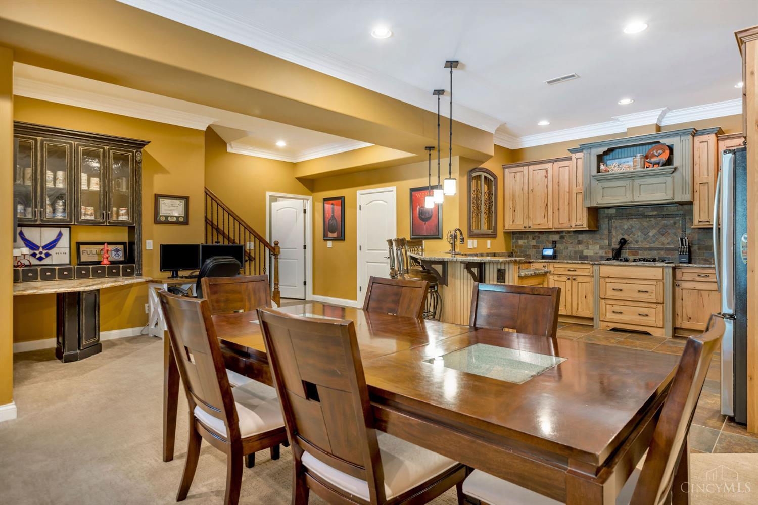 2674 Ebenezer Road Cincinnati, OH 45233 - Photo 36 of 60