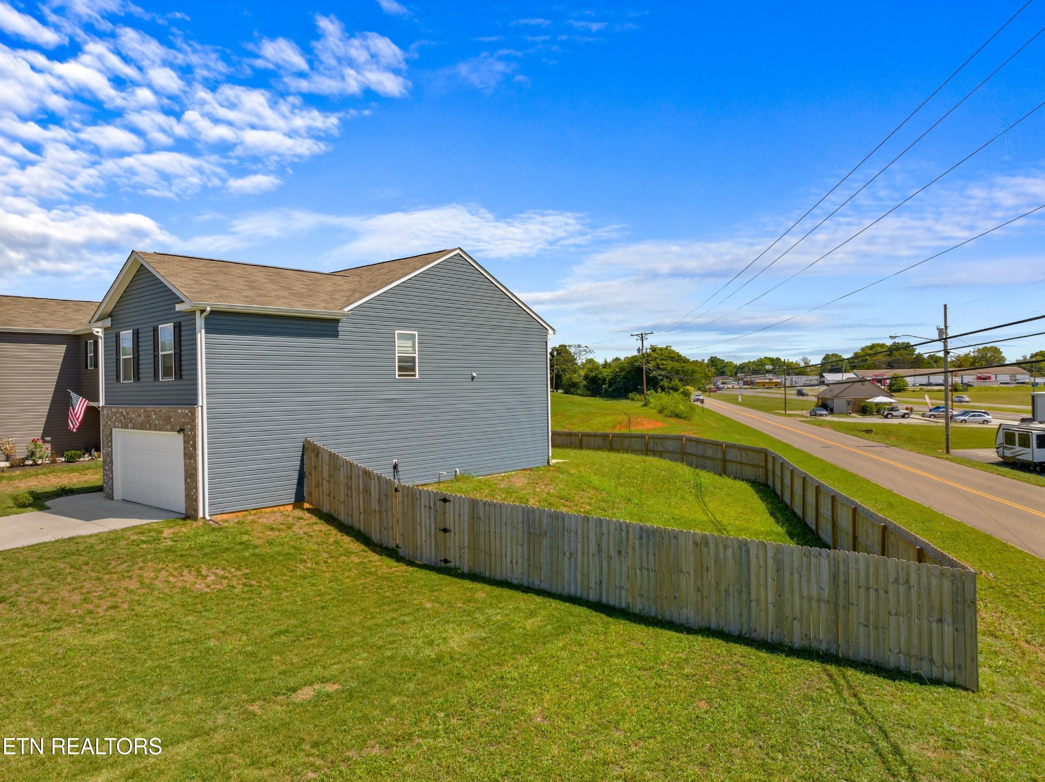 2302 Beacon Road Talbott, TN 37877 - Photo 3 of 34 Gallery Image 3
