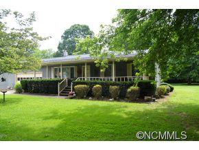 118 Riverside Drive Canton, NC 28716 - Photo 3 of 21 a view of outdoor space yard and deck