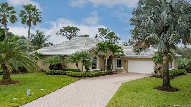 $689,000 | 4520 Northwest Indian Oak Court, Jensen Beach, FL 34957