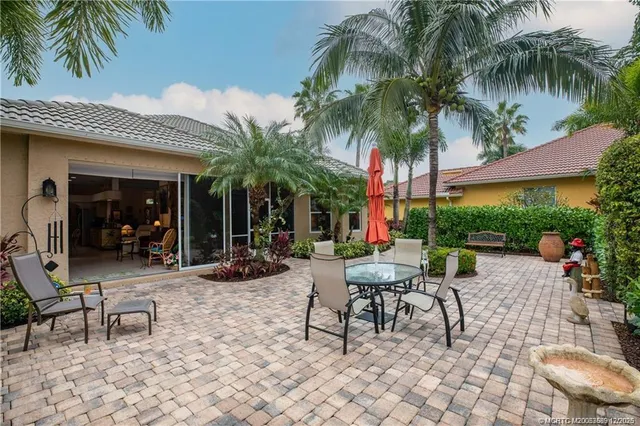 $689,000 | 4520 Northwest Indian Oak Court, Jensen Beach, FL 34957
