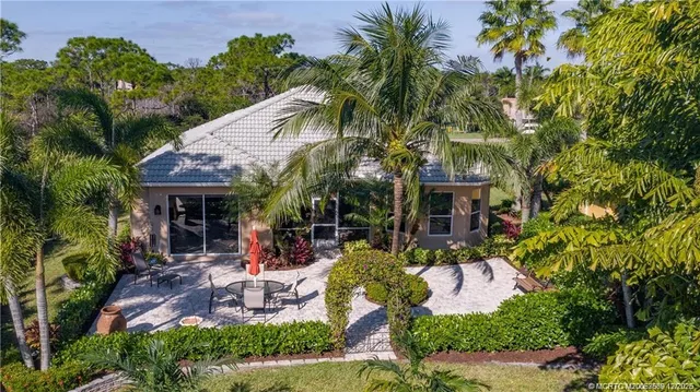 $689,000 | 4520 Northwest Indian Oak Court, Jensen Beach, FL 34957