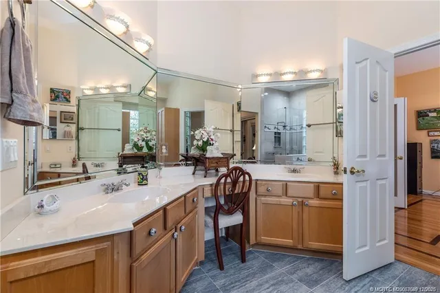 $689,000 | 4520 Northwest Indian Oak Court, Jensen Beach, FL 34957