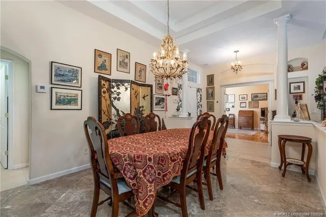 $689,000 | 4520 Northwest Indian Oak Court, Jensen Beach, FL 34957