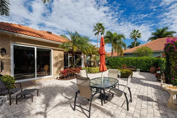 $689,000 | 4520 Northwest Indian Oak Court, Jensen Beach, FL 34957