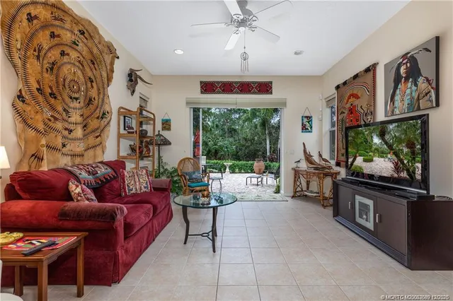 $689,000 | 4520 Northwest Indian Oak Court, Jensen Beach, FL 34957