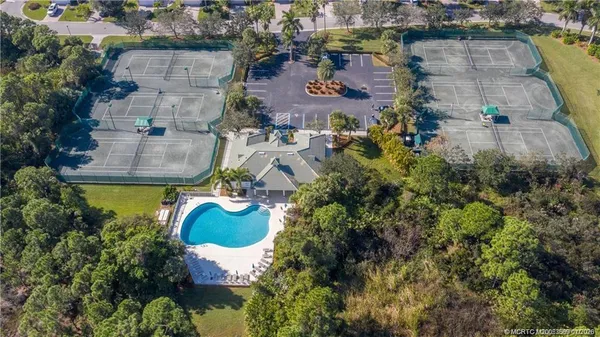 $689,000 | 4520 Northwest Indian Oak Court, Jensen Beach, FL 34957