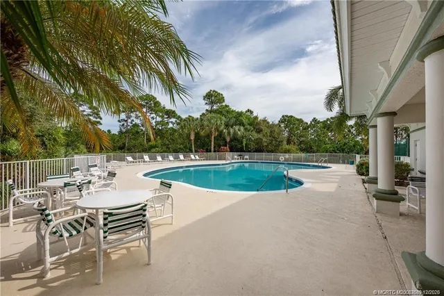 $689,000 | 4520 Northwest Indian Oak Court, Jensen Beach, FL 34957
