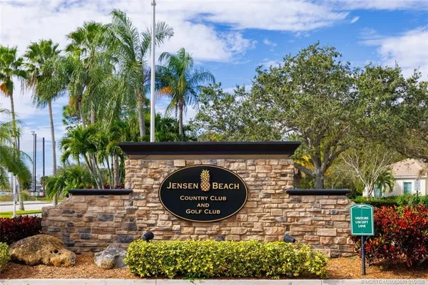 $689,000 | 4520 Northwest Indian Oak Court, Jensen Beach, FL 34957