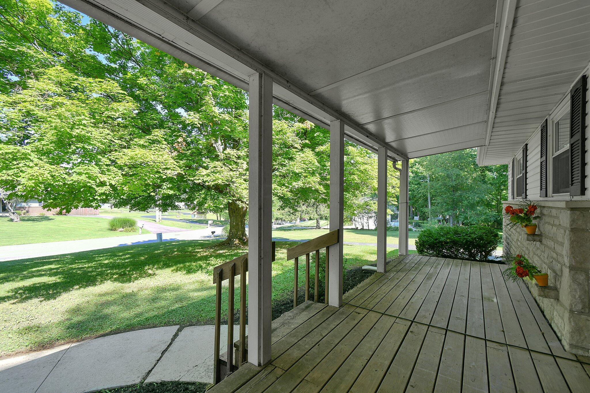 206 Lockville Road Pickerington, OH 43147 - Photo 2 of 36 Gallery Image 2