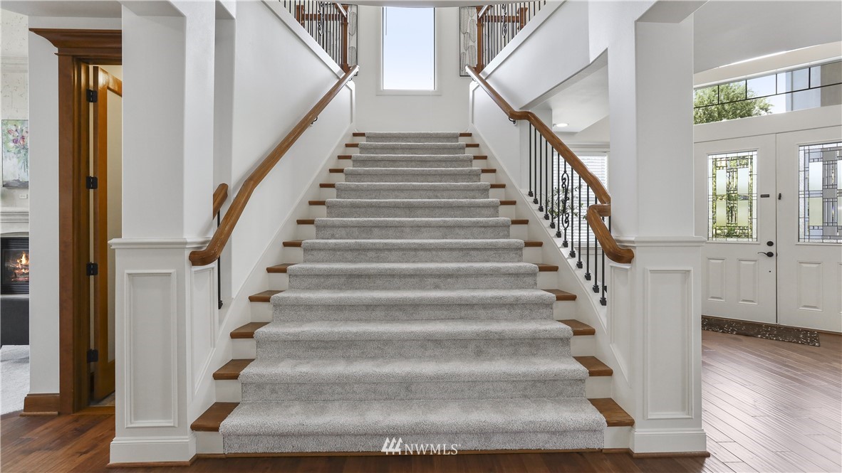 5501 Northeast 1st Place Renton, WA 98059 - Photo 11 of 40 Gallery Image 11