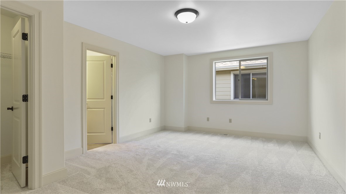 5501 Northeast 1st Place Renton, WA 98059 - Photo 29 of 40 Gallery Image 29