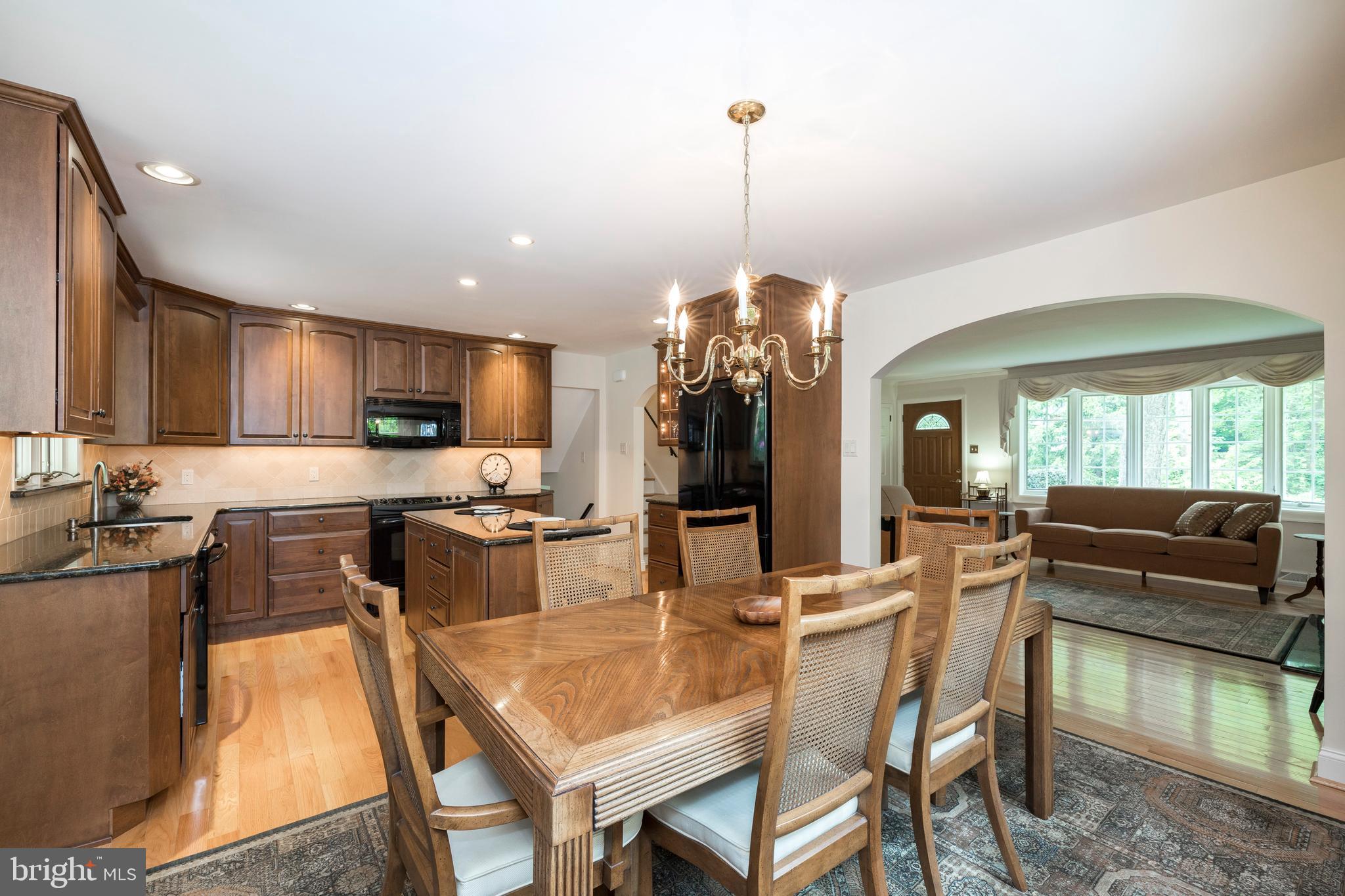 574 Brookwood Road Wayne, PA 19087 - Photo 13 of 33