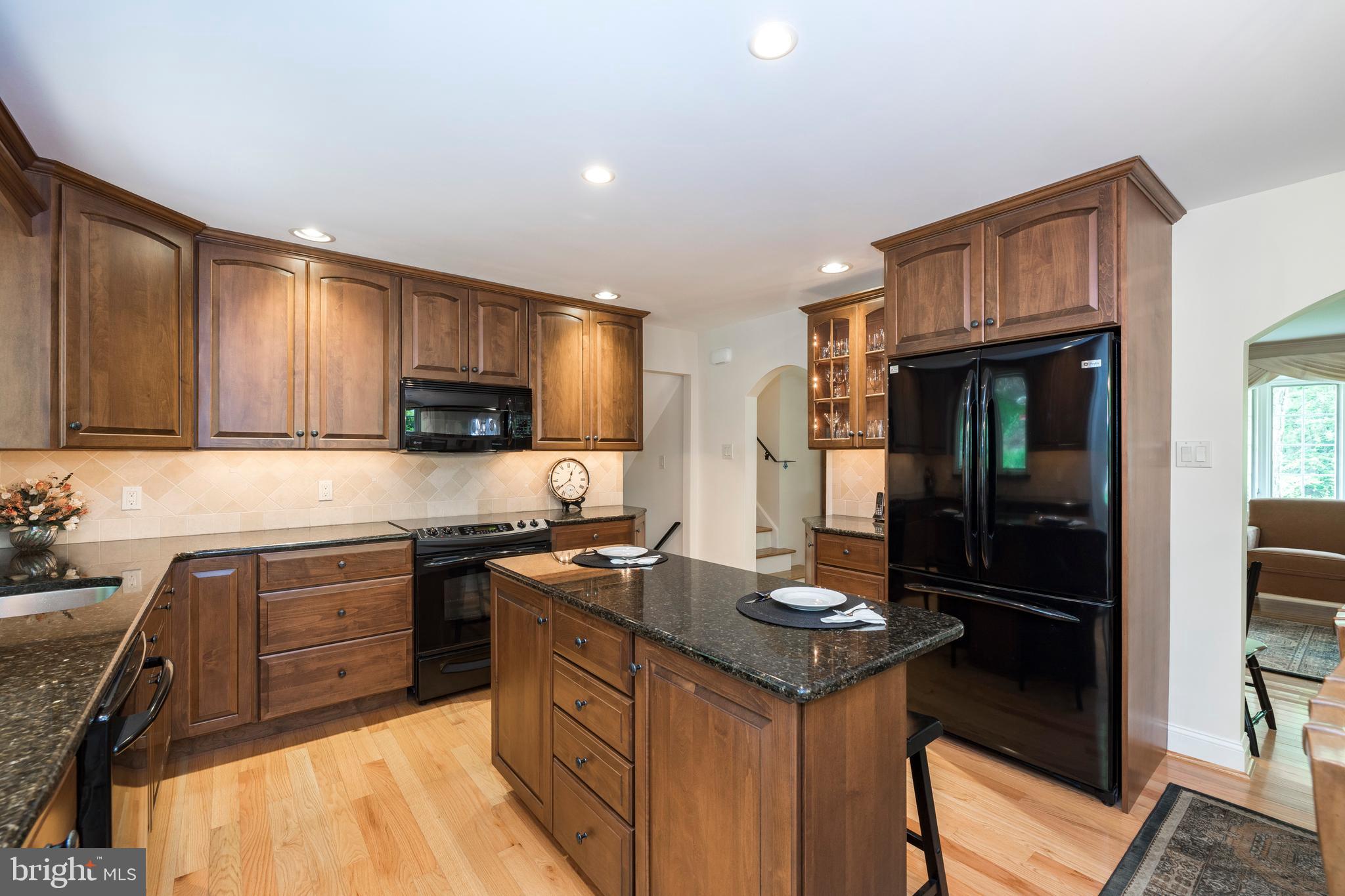 574 Brookwood Road Wayne, PA 19087 - Photo 15 of 33
