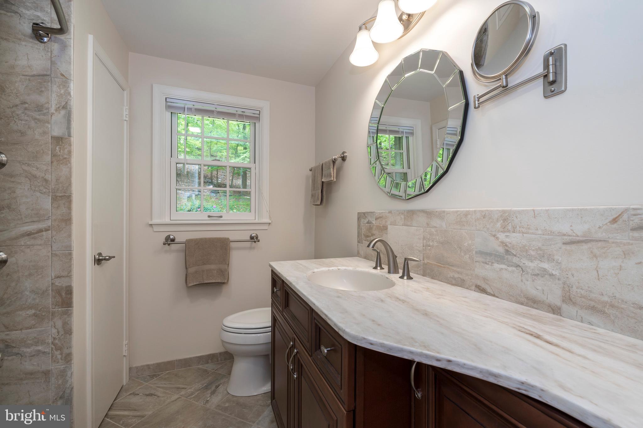 574 Brookwood Road Wayne, PA 19087 - Photo 23 of 33 Hall Bath