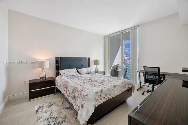 $4,500 | 951 Brickell Avenue, Unit 1806, Miami, FL 33131