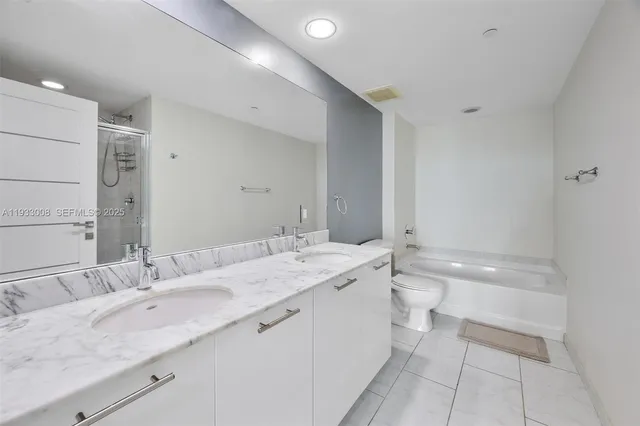 $4,500 | 951 Brickell Avenue, Unit 1806, Miami, FL 33131