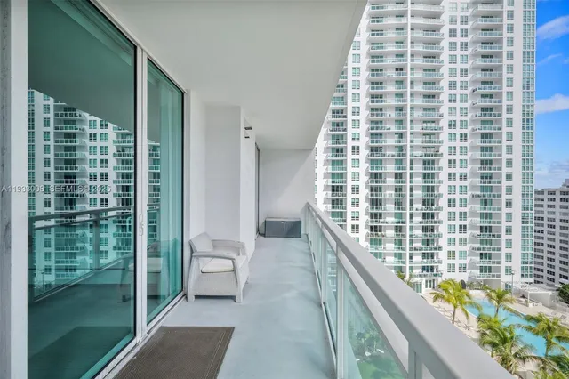 $4,500 | 951 Brickell Avenue, Unit 1806, Miami, FL 33131