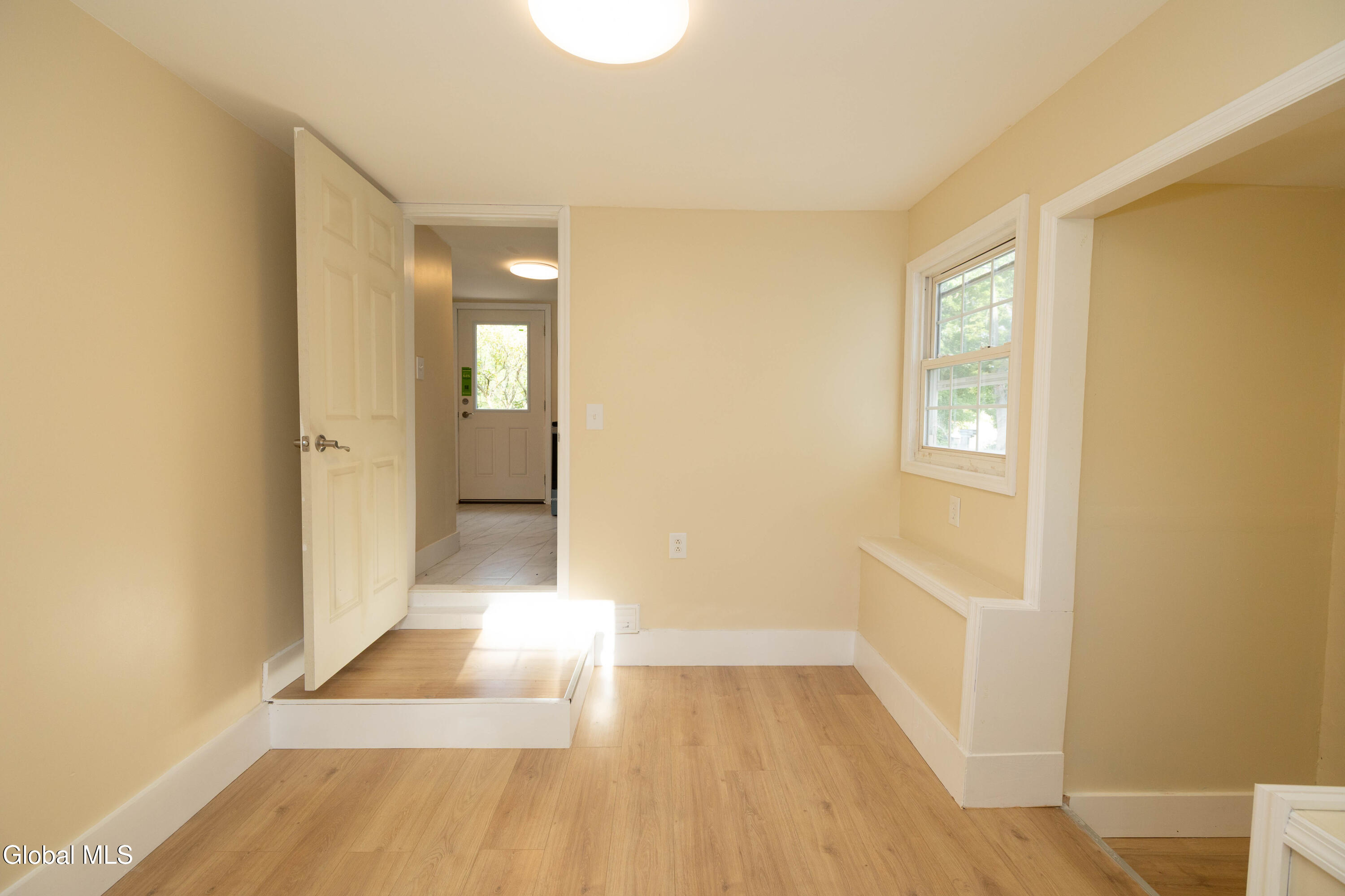 223 Luzerne Road Queensbury, NY 12804 - Photo 10 of 52 0S4A0119