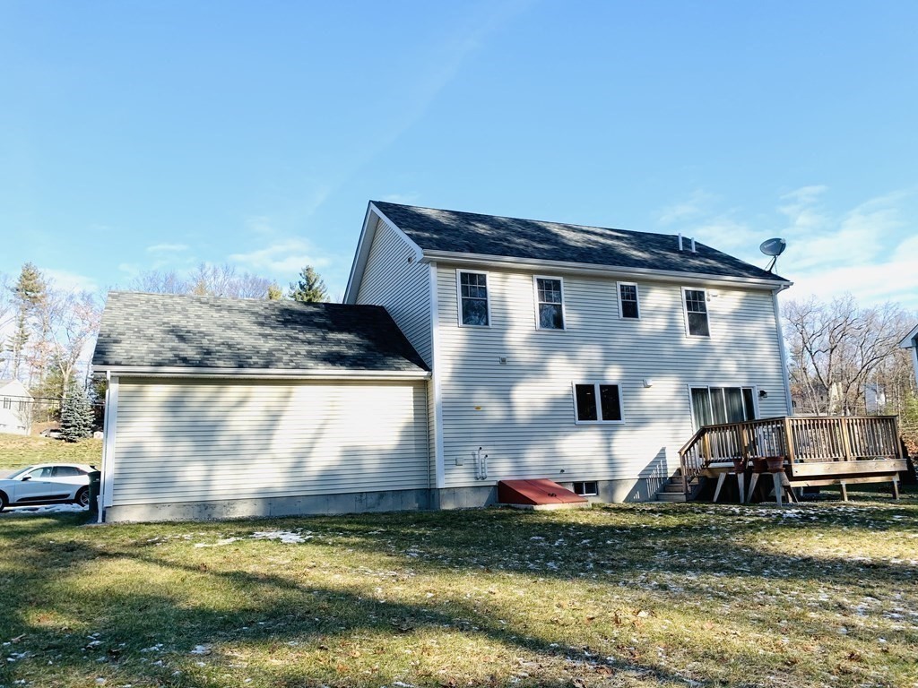 81 Littleton Road Ayer, MA 01432 - Photo 27 of 31