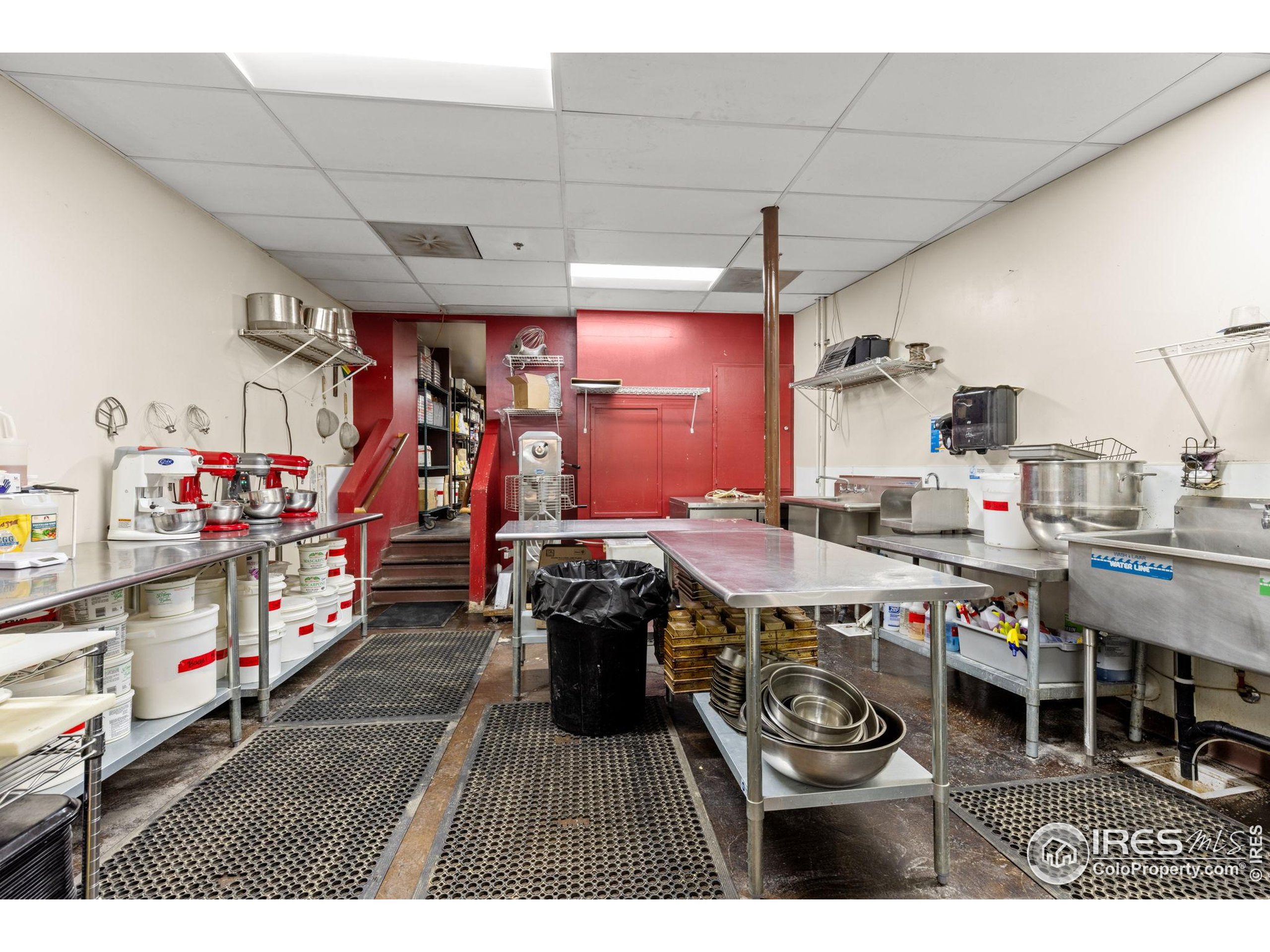 331 Main Street Longmont, CO 80501 - Photo 21 of 50 a very nice looking room with lots of furniture and white walls