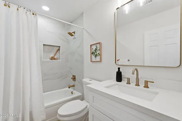 $425,900 | 2452 East Juanita Avenue, Mesa, AZ 85204